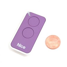 NICE Era Inti INTI2L najmanji je daljinski upravljač marke NICE